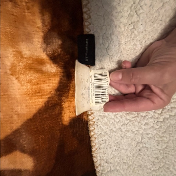 Star Wars “The Mandalorian Vintage Child” Throw Blanket Faux Fur Super Soft Warm - Picture 12 of 12